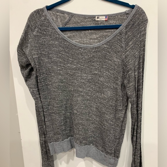 Grey long sleeve - Picture 2 of 2